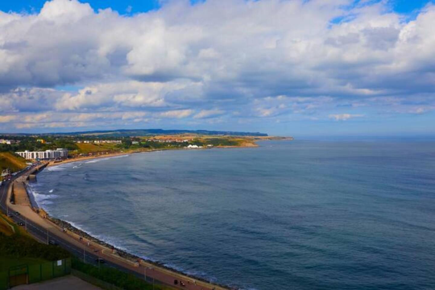 The Court Yard - Fantastic Location! * Scarborough