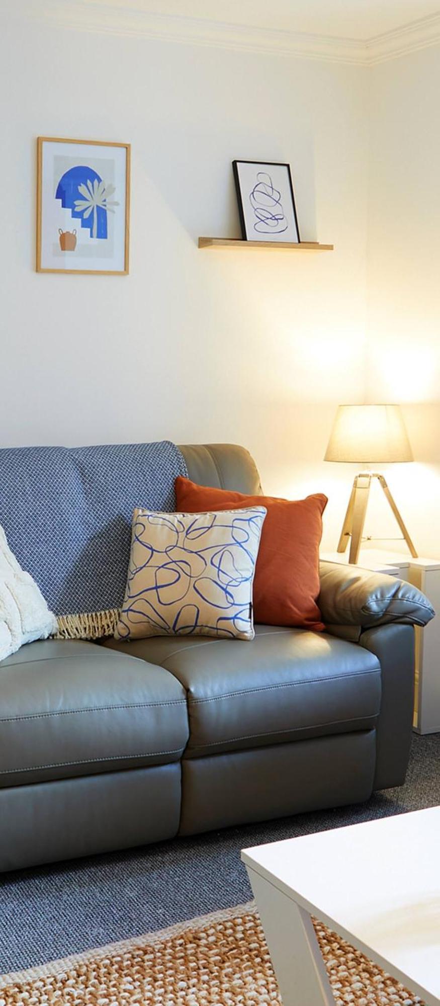 The Court Yard - Fantastic Location! Apartment